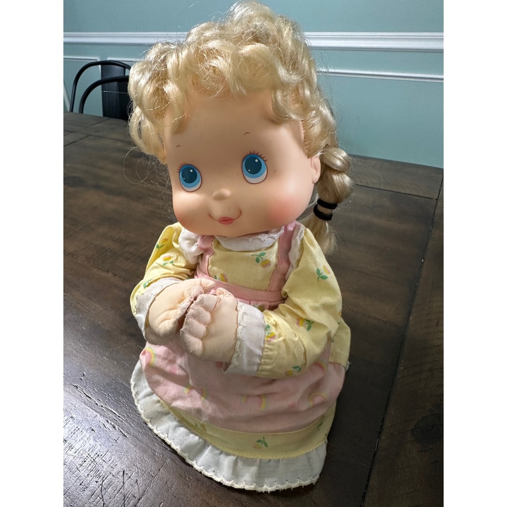 Vintage 1987 Kenner Special Blessings Doll Blonde Blue Eyes Praying Hands